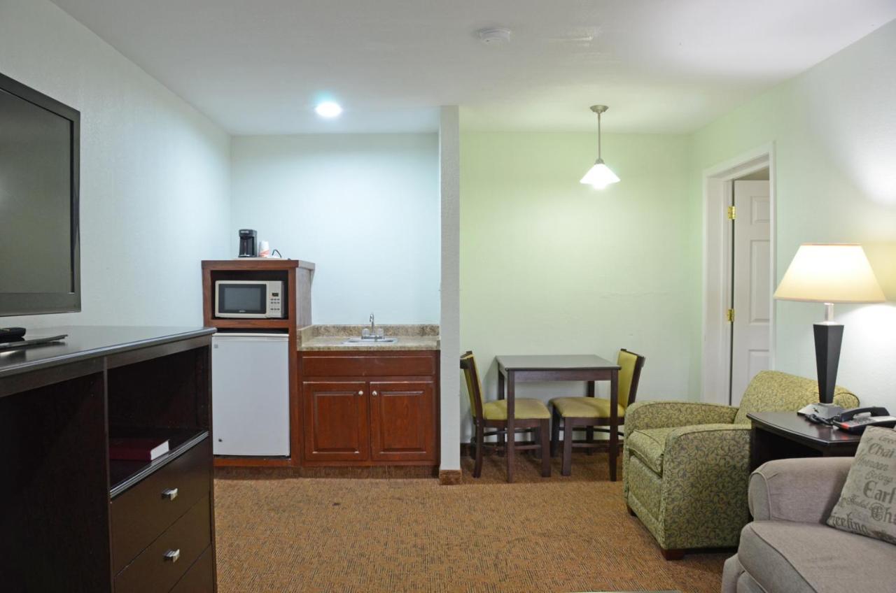 Quality Inn & Suites Covington Εξωτερικό φωτογραφία